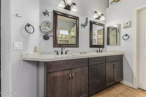 Bath - 9558 E Jan Ave, Mesa, AZ 85209 photo 1 of 5