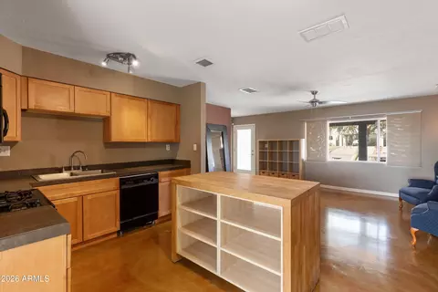 Kitchen - 1019 E Cheryl Dr, Phoenix, AZ 85020 photo 3 of 4