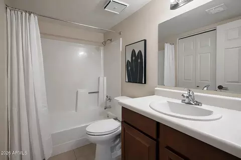 Bath - 1720 E Thunderbird Rd #1022, Phoenix, AZ 85022 photo 1 of 2