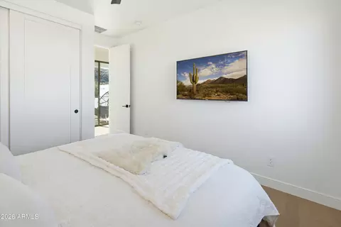 Bedroom - 3350 E Highline Canal Rd, Phoenix, AZ 85042 photo 4 of 5