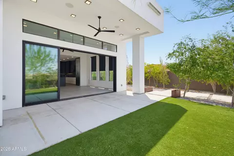 Exterior - 3350 E Highline Canal Rd, Phoenix, AZ 85042 photo 5 of 10