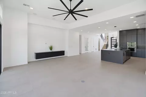 Living - 3350 E Highline Canal Rd, Phoenix, AZ 85042 photo 9 of 15