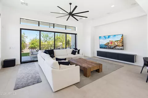 Living - 3350 E Highline Canal Rd, Phoenix, AZ 85042 photo 2 of 7