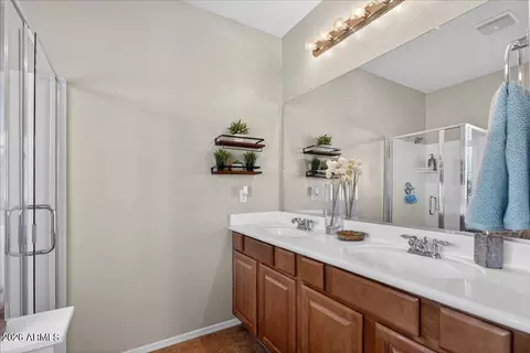 Bath - 3740 E Jaguar Ave, Gilbert, AZ 85298 photo 1 of 3