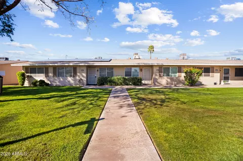11120 W Desert Butte Dr, Sun City, AZ 85351