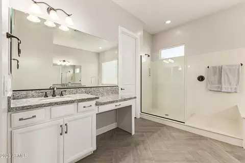 Bath - 9921 E Jaeger St, Mesa, AZ 85207 photo 1 of 6