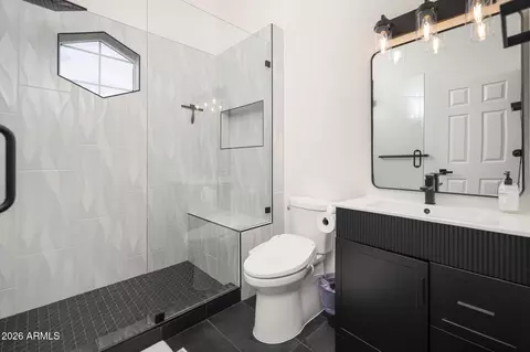 Bath - 4601 Everett Dr, Phoenix, AZ 85032 photo 3 of 4