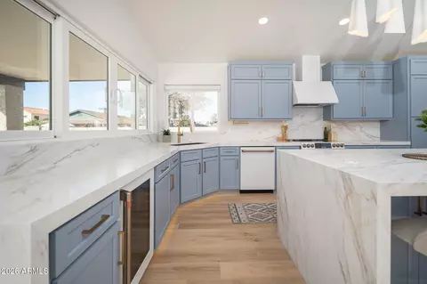 Kitchen - 4601 Everett Dr, Phoenix, AZ 85032 photo 3 of 6