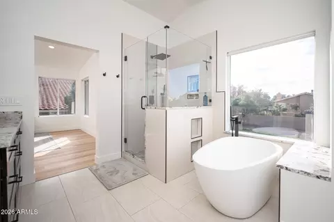 Bath - 4601 Everett Dr, Phoenix, AZ 85032 photo 2 of 4