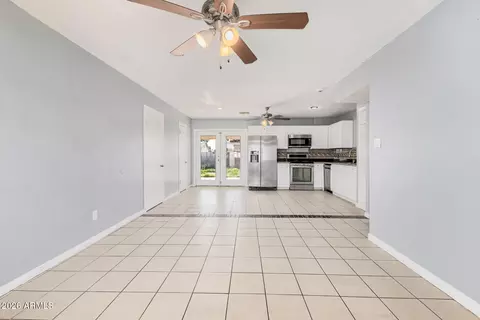 3044 N 80th Ln, Phoenix, AZ 85033 photo 5