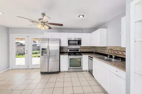 3044 N 80th Ln, Phoenix, AZ 85033 photo 7