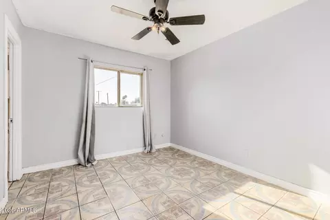 3044 N 80th Ln, Phoenix, AZ 85033 photo 11