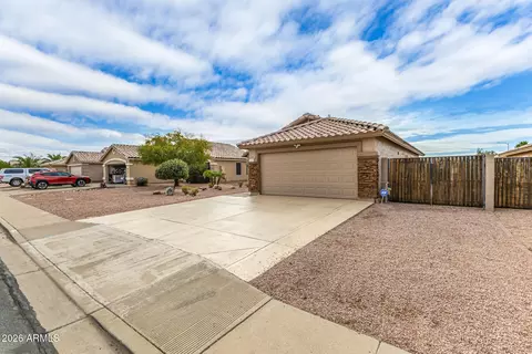 Exterior - 8663 E Capri Ave, Mesa, AZ 85208 photo 4 of 10