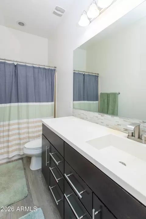 Bath - 3345 E Tonto Dr, Gilbert, AZ 85298 photo 1 of 10