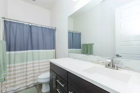 Bath - 3345 E Tonto Dr, Gilbert, AZ 85298 photo 2 of 10