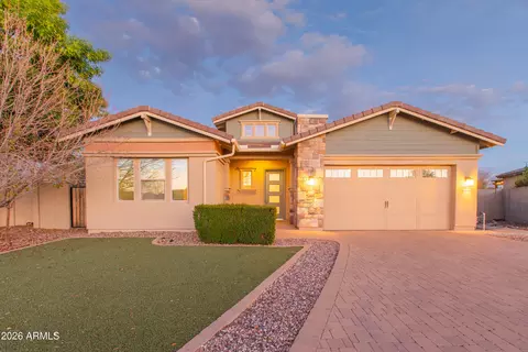 Exterior - 3345 E Tonto Dr, Gilbert, AZ 85298 photo 2 of 16