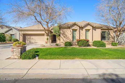 2406 E Glacier Pl, Chandler, AZ 85249