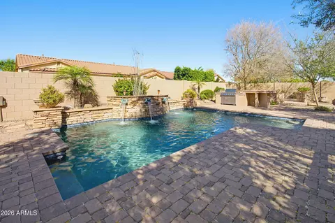 2406 E Glacier Pl, Chandler, AZ 85249