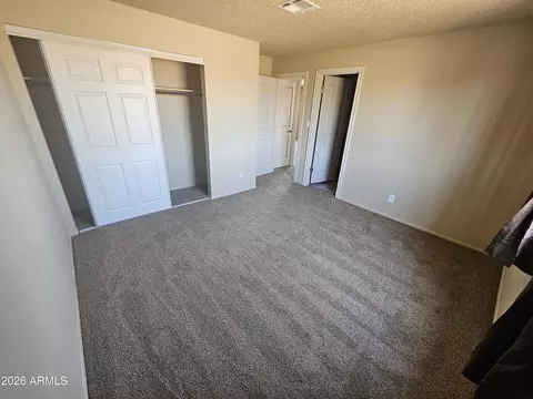 Bedroom - 2831 E Mobile Ln, Phoenix, AZ 85040 photo 2 of 7