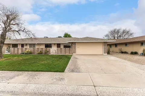 11118 W Cameo Dr, Sun City, AZ 85351