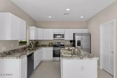 Kitchen - 414 Eason Ave, Buckeye, AZ 85326 photo 4 of 6