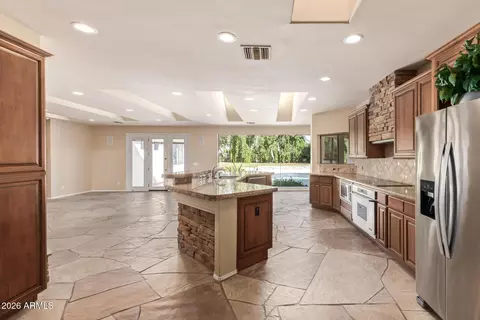 Kitchen - 3342 E Suncrest Ct, Phoenix, AZ 85044 photo 1 of 7