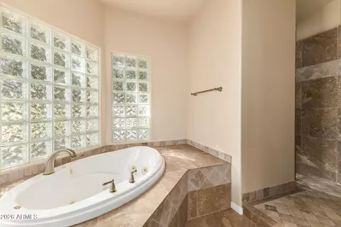 Bath - 3342 E Suncrest Ct, Phoenix, AZ 85044 photo 6 of 7