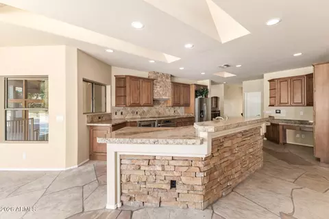 Kitchen - 3342 E Suncrest Ct, Phoenix, AZ 85044 photo 3 of 7