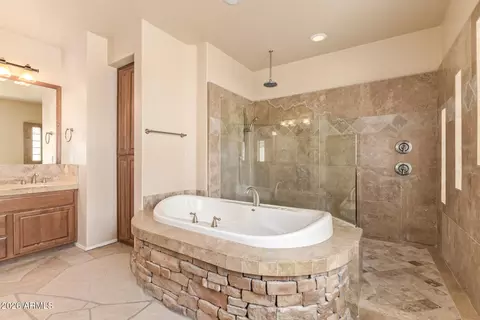 Bath - 3342 E Suncrest Ct, Phoenix, AZ 85044 photo 3 of 7