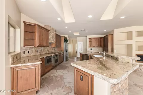 Kitchen - 3342 E Suncrest Ct, Phoenix, AZ 85044 photo 4 of 7