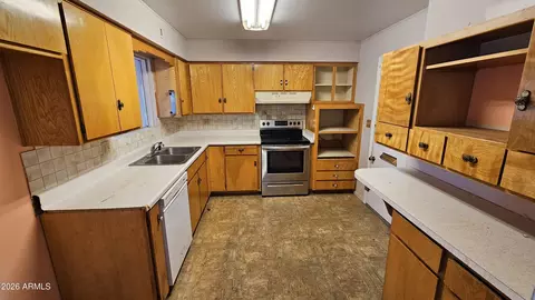 Kitchen - 5903 E Duncan St, Mesa, AZ 85205 photo 1 of 1