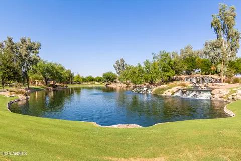 View/Area - 2740 E Rakestraw Ln, Gilbert, AZ 85298 photo 23 of 24