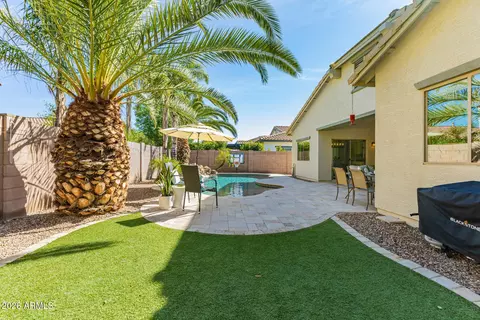 Exterior - 2740 E Rakestraw Ln, Gilbert, AZ 85298 photo 6 of 11