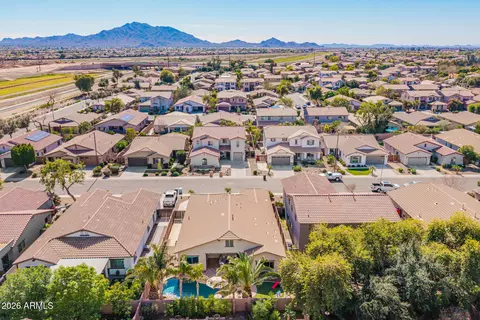 View/Area - 2740 E Rakestraw Ln, Gilbert, AZ 85298 photo 9 of 24