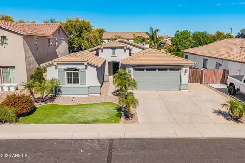 2740 E Rakestraw Ln, Gilbert, AZ 85298