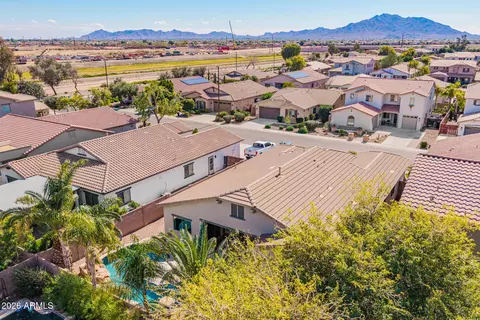 View/Area - 2740 E Rakestraw Ln, Gilbert, AZ 85298 photo 11 of 24