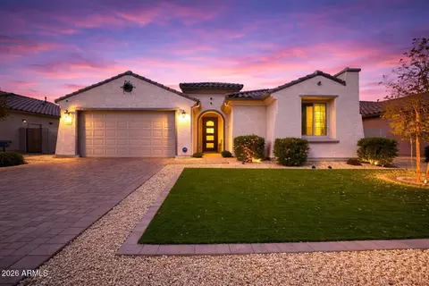 8616 W Rancho Dr, Glendale, AZ 85305
