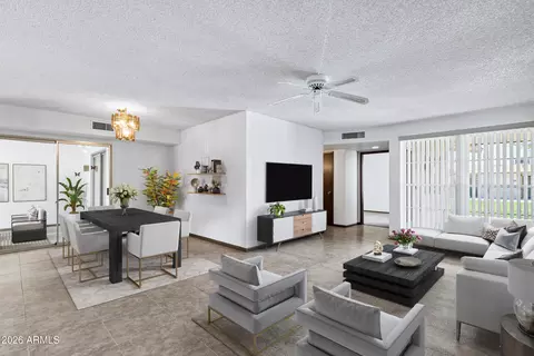10737 W Santa Fe Dr, Sun City, AZ 85351