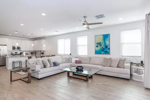 2561 N Casa Grande Ave, Casa Grande, AZ 85122