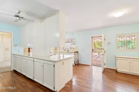Kitchen - 102 E Bethany Home Road Rd, Phoenix, AZ 85012 photo 1 of 1