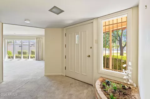 Entry Way - 102 E Bethany Home Road Rd, Phoenix, AZ 85012 photo 1 of 1