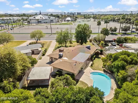 View/Area - 102 E Bethany Home Road Rd, Phoenix, AZ 85012 photo 2 of 2