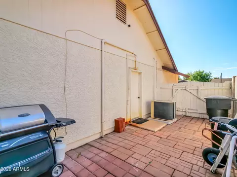 Exterior - 2558 E Inglewood St, Mesa, AZ 85213 photo 7 of 7