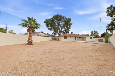 Exterior - 1304 E Hackamore St, Mesa, AZ 85203 photo 7 of 8