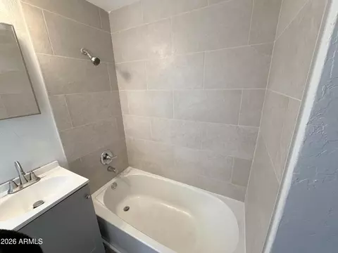 Bath - 2419 E Oak St, Phoenix, AZ 85008 photo 2 of 2