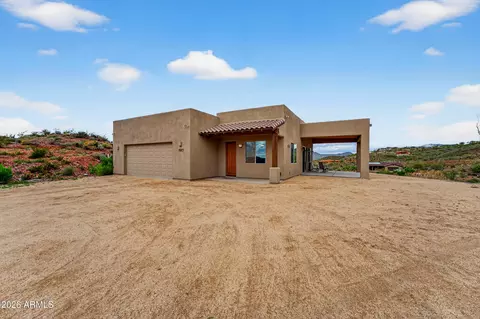 46607 N 35th Ave, New River, AZ 85087