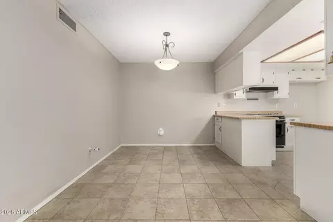 2451 W Knowles Ave, Mesa, AZ 85202 photo 9