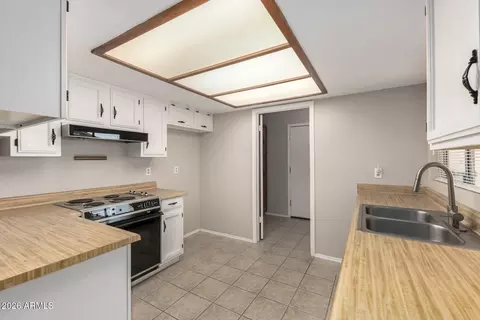 2451 W Knowles Ave, Mesa, AZ 85202 photo 11