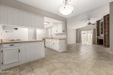 2451 W Knowles Ave, Mesa, AZ 85202 photo 10
