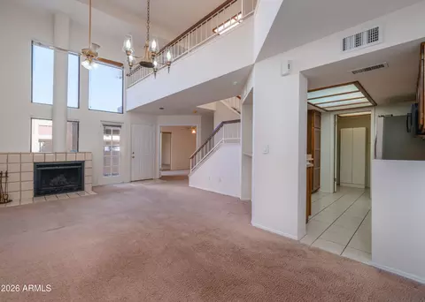 41 E Betty Elyse Ln, Phoenix, AZ 85022